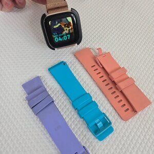 Fitbit Versa 2 Smartwatch Box 3 Extra Bands Pink Blue Purple Peach Works